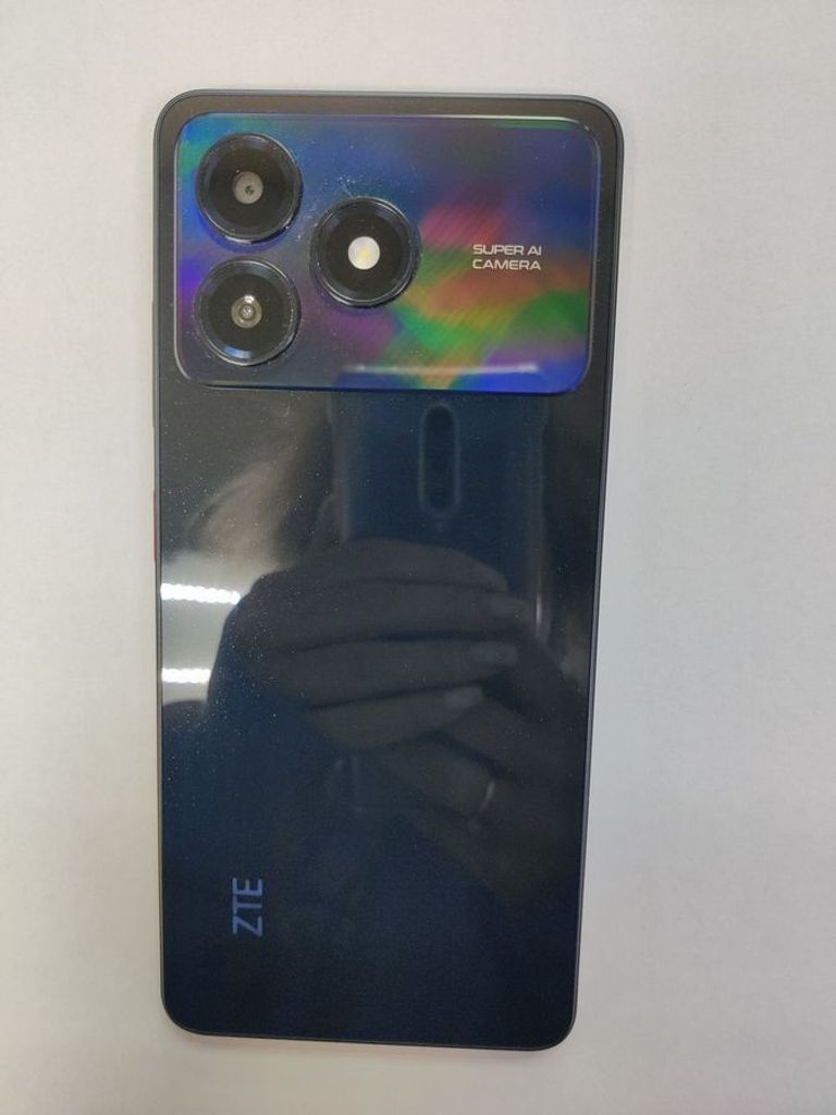 Дешиво Zte Blade A36 2/64GB Green с ломбарда