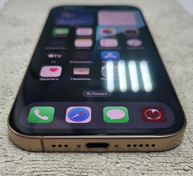 Оголошення Apple iphone 16 pro 256gb Б/У