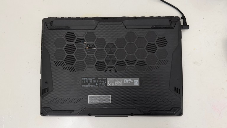 Дешиво Asus TUF Gaming F15/RTX 3050/ i5-11400H/16 GB/SSD: 512 GB с ломбарда