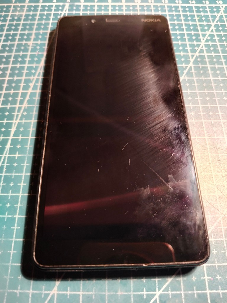 Дешево Nokia з ломбарду