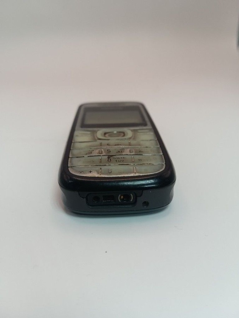 Дешево Nokia 1200 з ломбарду