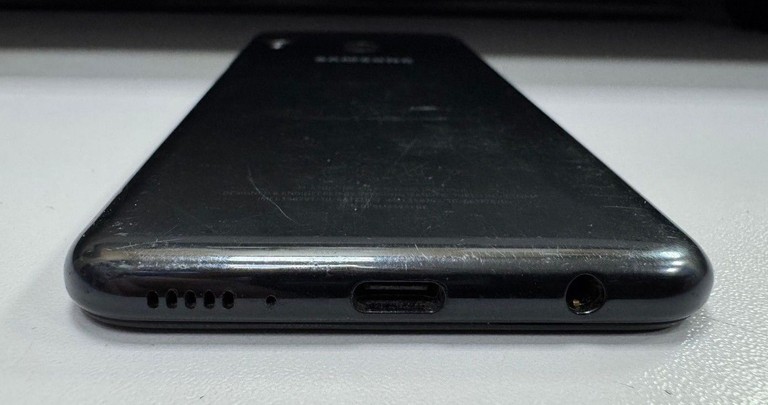 Samsung galaxy a20e sm-a202f 3/32gb Код:01-200964309. Зображення 10