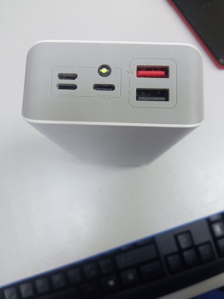Дешиво Andowl q-cd701 40000mah с ломбарда