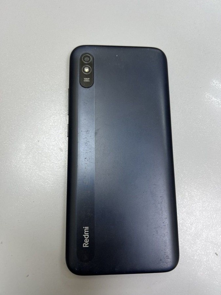 Дешево Xiaomi redmi 9a 2/32gb з ломбарду
