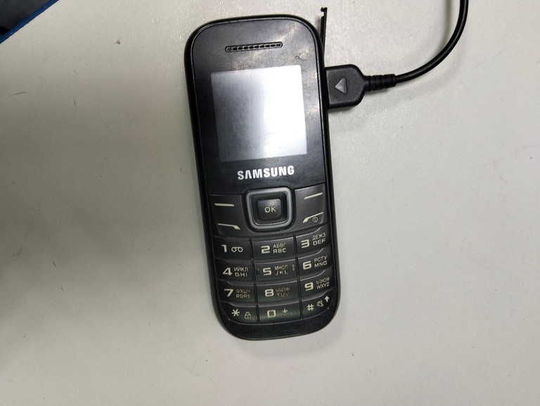 Оголошення Samsung GT-E1200i Б/У