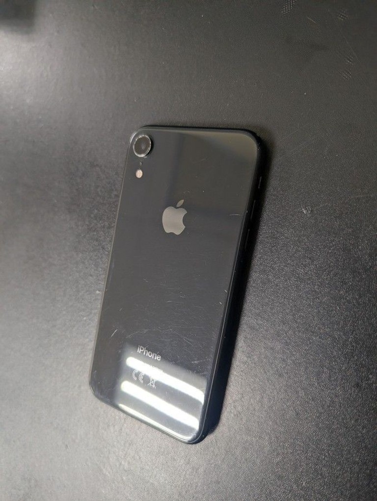 Дешево Apple iphone xr 64gb з ломбарду