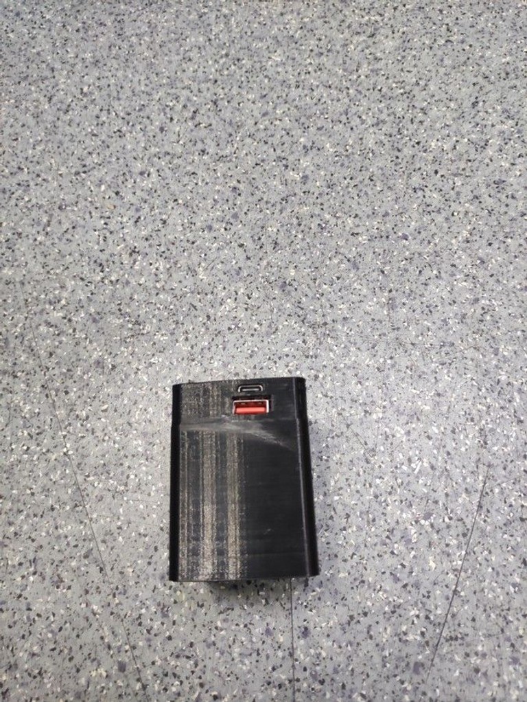 Купити Без Виробника 7000mah Б/У