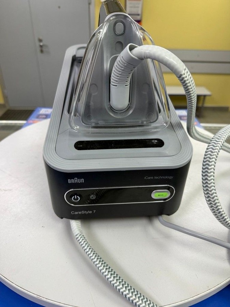 Дешево Braun CareStyle 7 IS 7044 BK з ломбарду