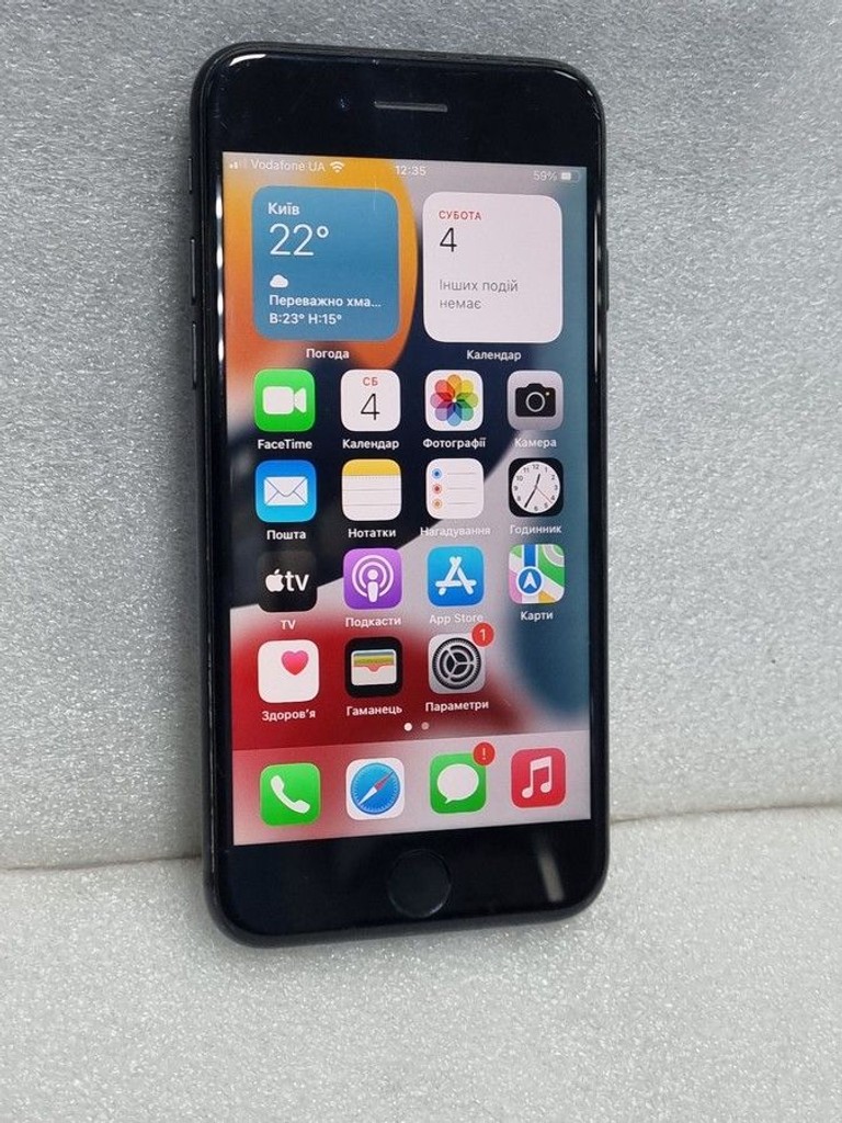 Купити Apple iphone 7 32gb Б/У