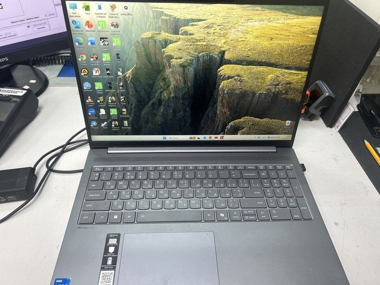 Объявление Lenovo 16/core i5-13420h ddr5/16gb ddr5/hdd *відсутній/ssd 512 gb/*інтегрована Б/У