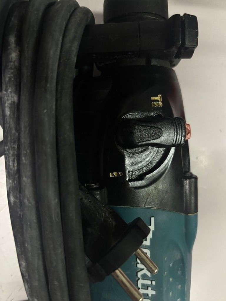 Распродажа Makita HR1830, продавец Техноскарб