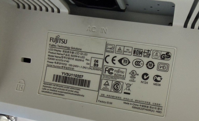 Купити Fujitsu b22w-6 Б/У