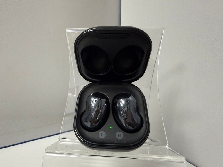Дешево Samsung galaxy buds live sm-r180 з ломбарду