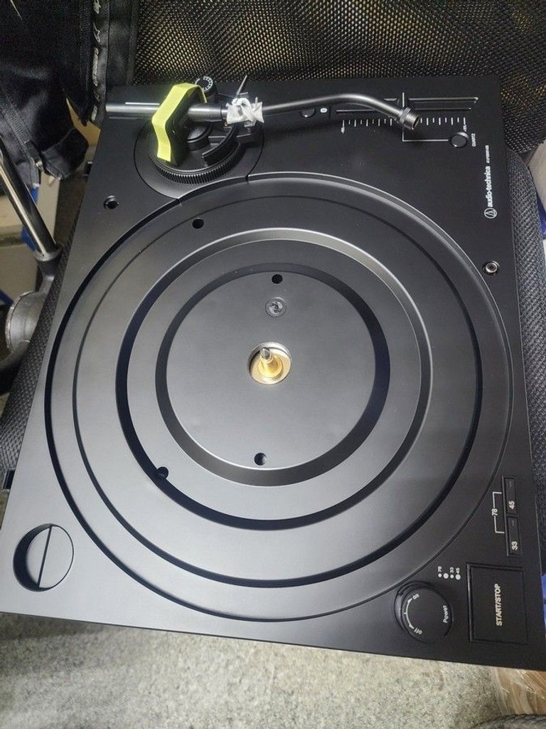 Дешиво Audio-technica AT-LP120XBT-USB с ломбарда