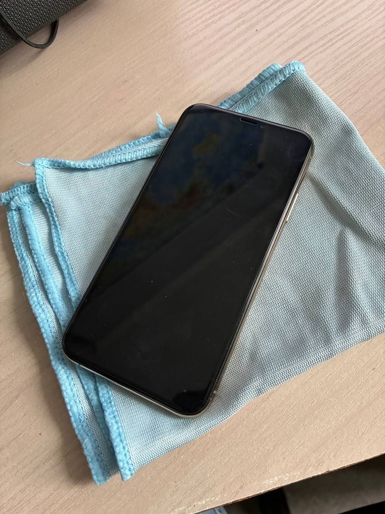 Apple Iphone XS 256 GB Neverlock ! Код:null. Зображення 4