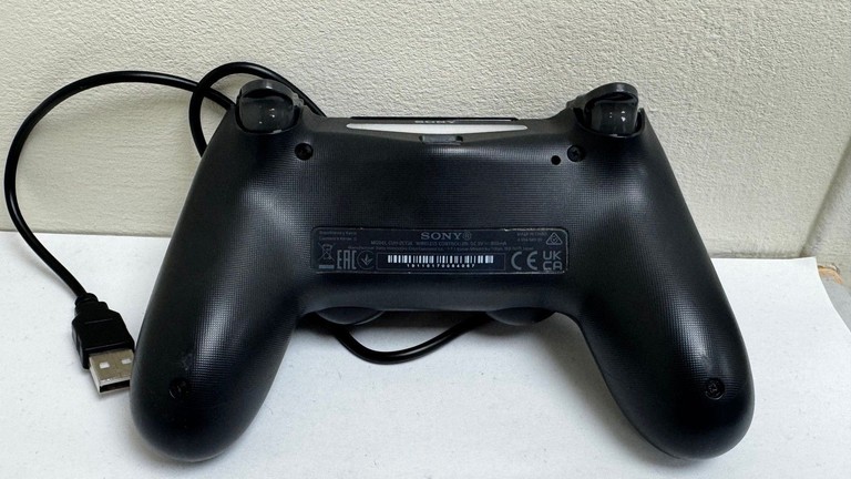 Объявление Sony dualshock 4 v2 Б/У
