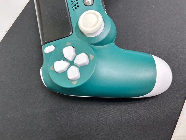 Дешиво Sony dualshock 4 v2 с ломбарда