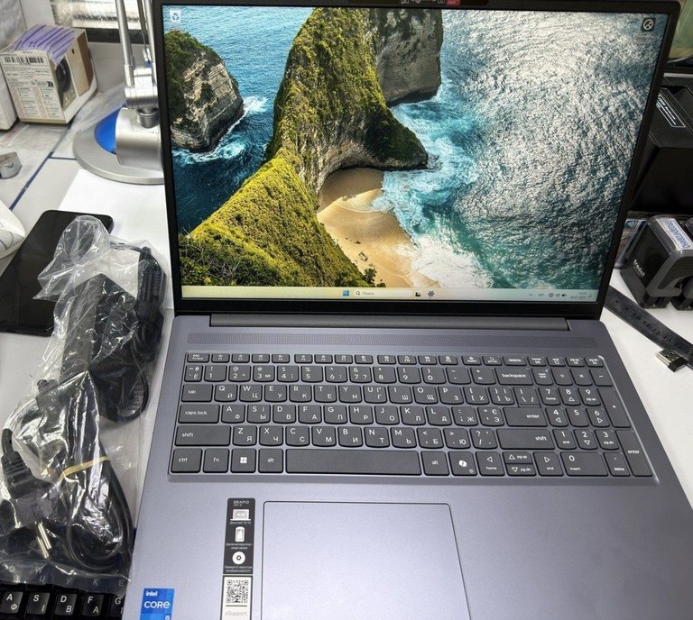 Оголошення Lenovo 15/core i5-13420h ddr5/16gb ddr5/hdd *відсутній/ssd 512 gb/*інтегрована Б/У