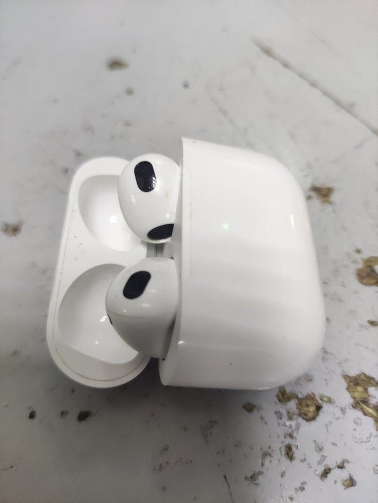Купить Apple airpods 3rd generation Б/У