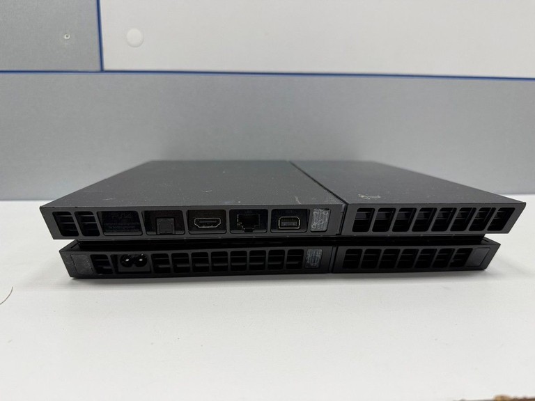 Дешево Sony playstation 4 500gb з ломбарду