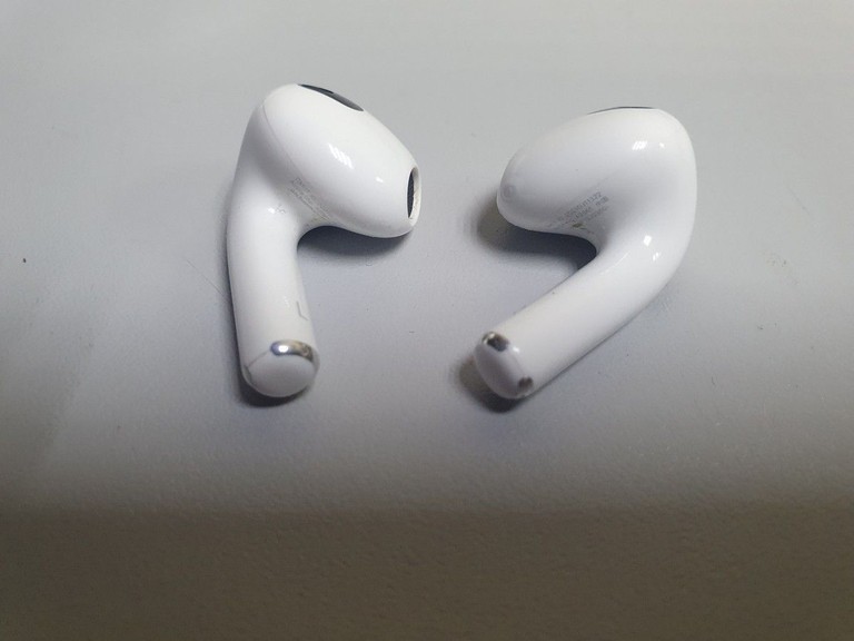 Дешиво Apple airpods 3rd generation с ломбарда