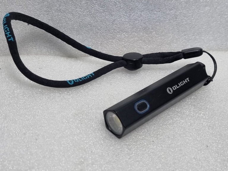 Купить Olight Diffuse Black 700 люменів Б/У