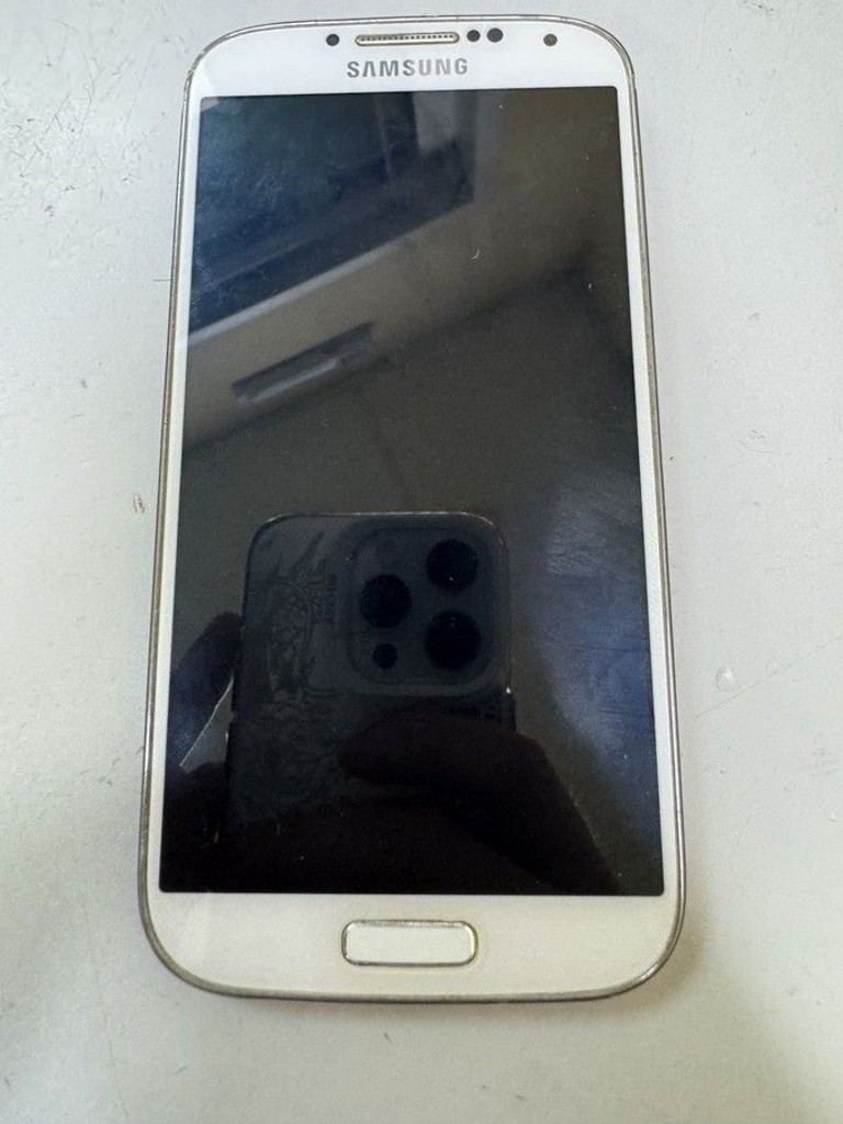 Оголошення Samsung galaxy s4 gt-i9505 16gb Б/У