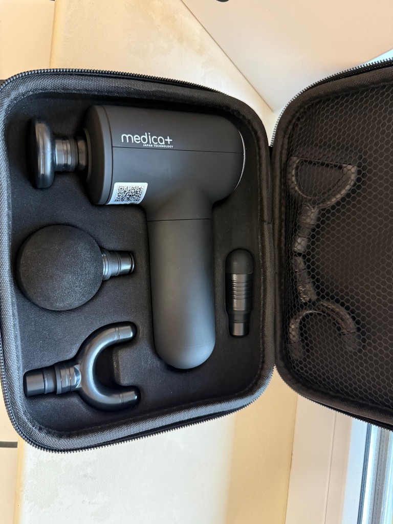 Купити Medica + mass pro 4.0 Б/У