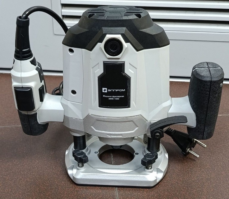 Купити Элпром эмф-1550 Б/У