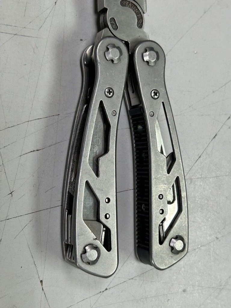 Оголошення Stanley multitool Б/У