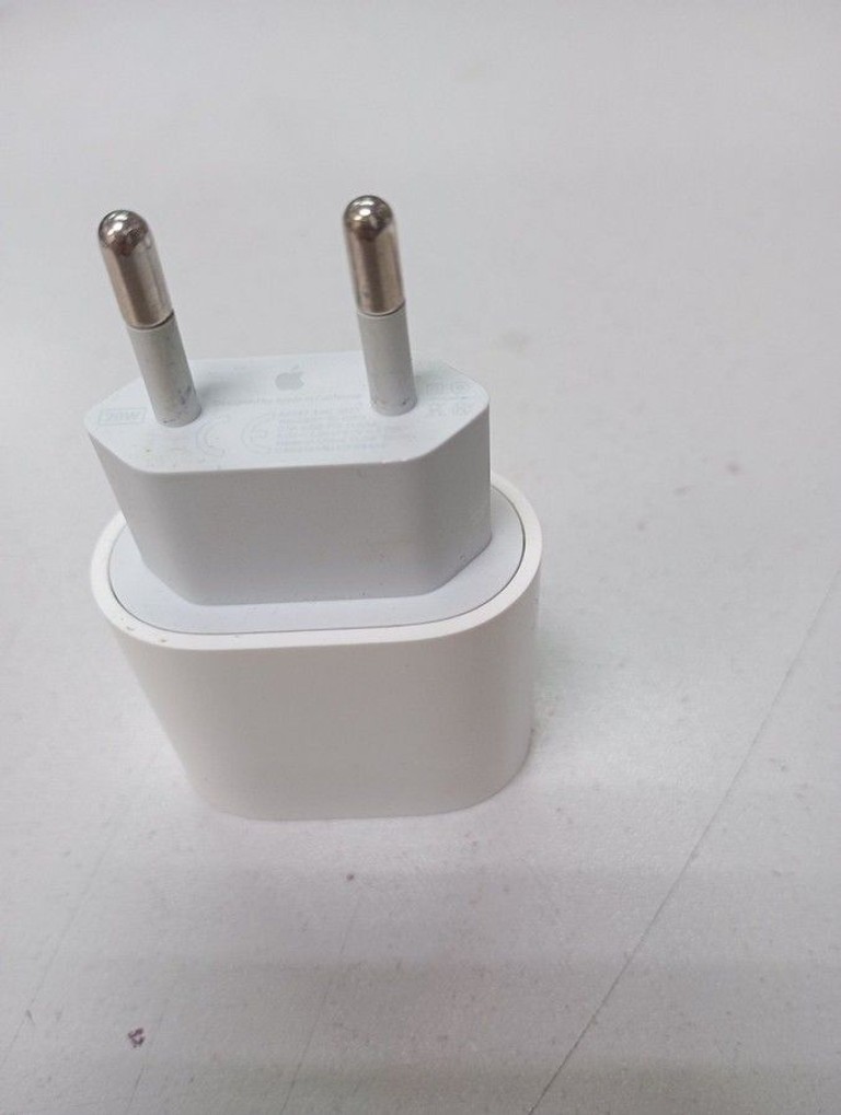 Купити Apple a2347 Б/У