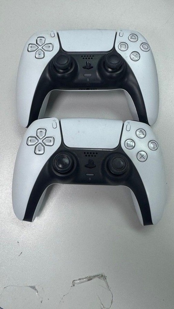 Розпродаж Sony playstation 5 825gb + 2 джойстика, продавець Техноскарб