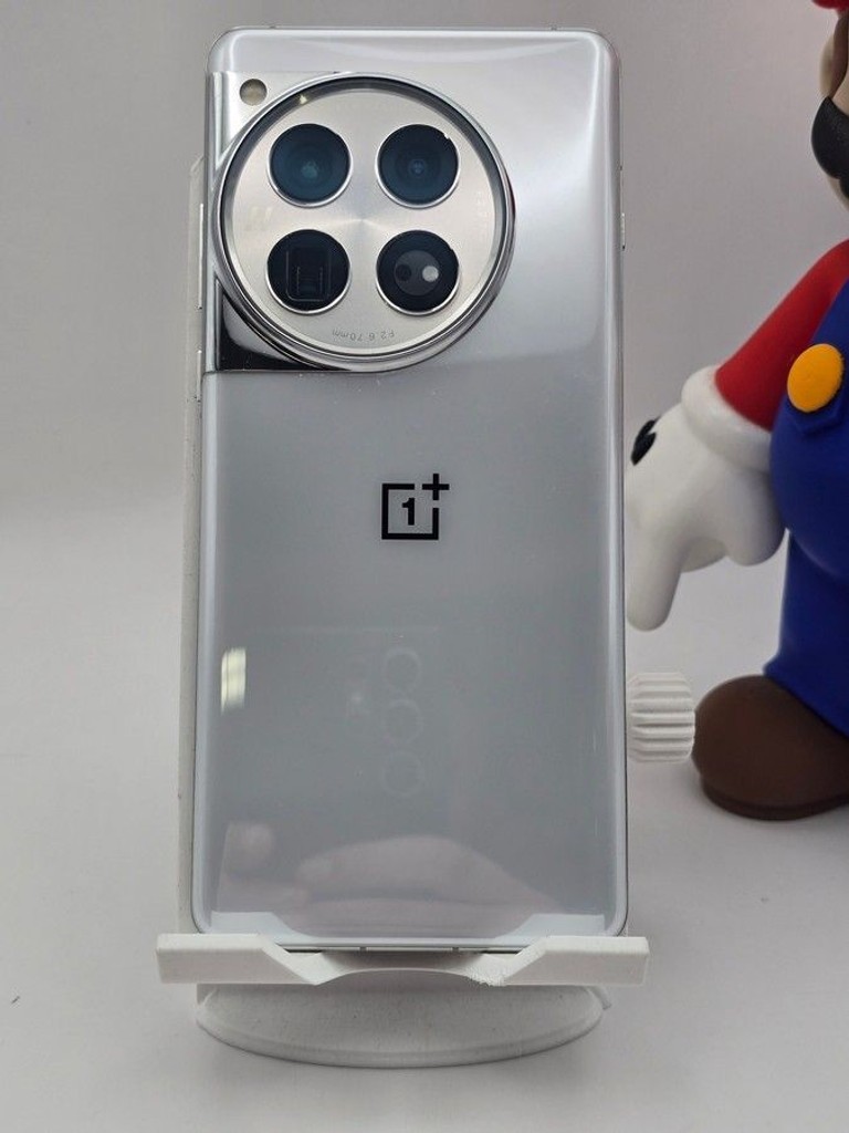 Оголошення Oneplus 12 12/256GB Black Б/У