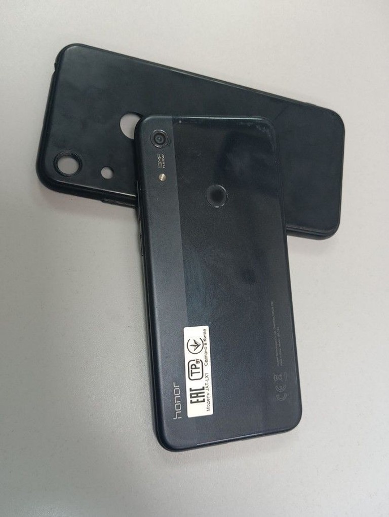 Купить Honor 8a 2/32gb Б/У