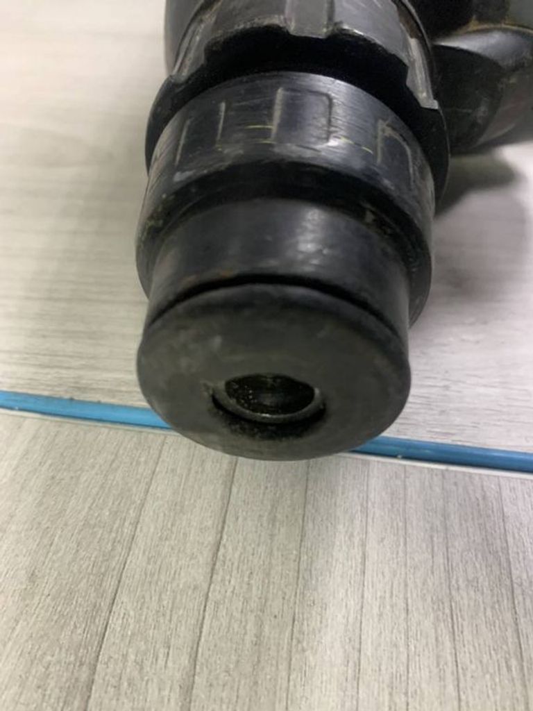 Розпродаж Makita HR2610, продавець Техноскарб