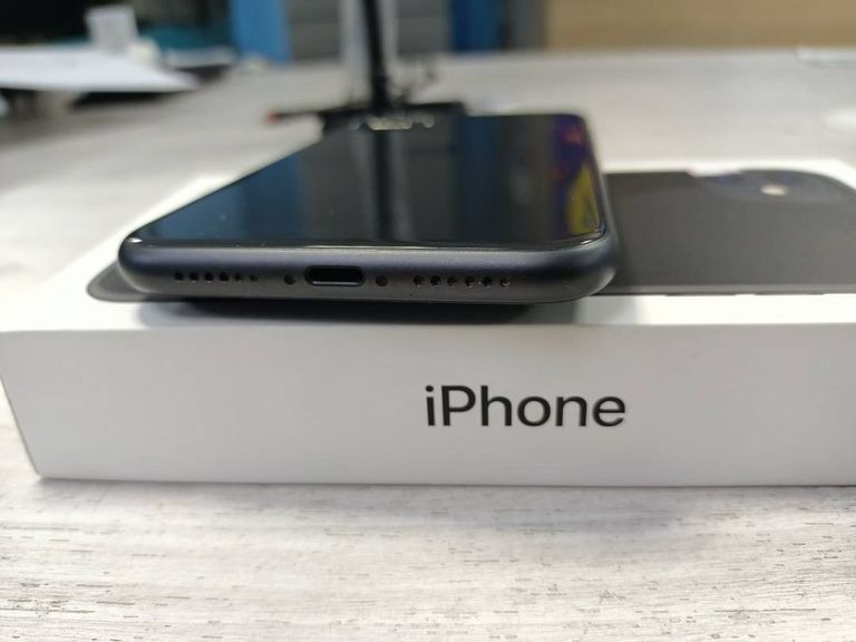 Apple iphone 11 64gb Код:01-19015083. Зображення 7
