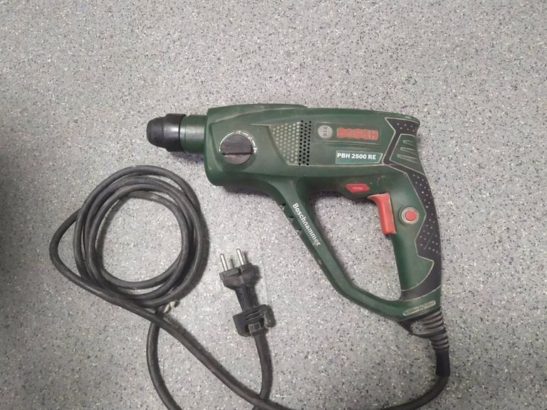Оголошення Bosch pbh 2500 re 600вт Б/У
