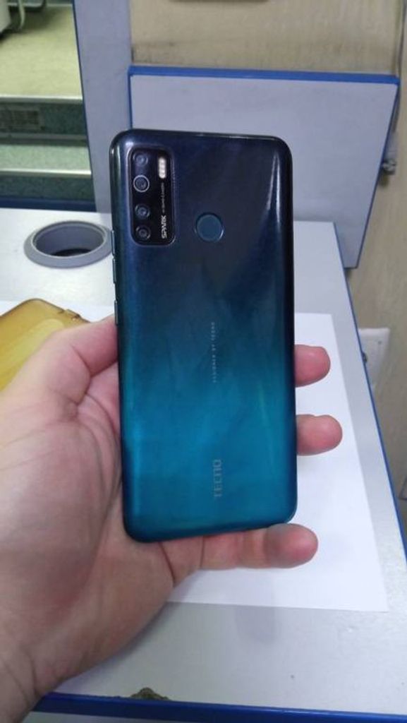 Оголошення Tecno spark 5 pro kd7 4/64gb Б/У