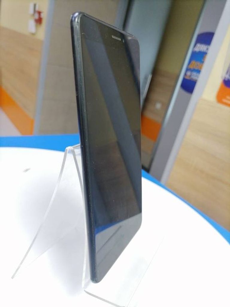 Дешиво Xiaomi mi max 2 4/64gb с ломбарда