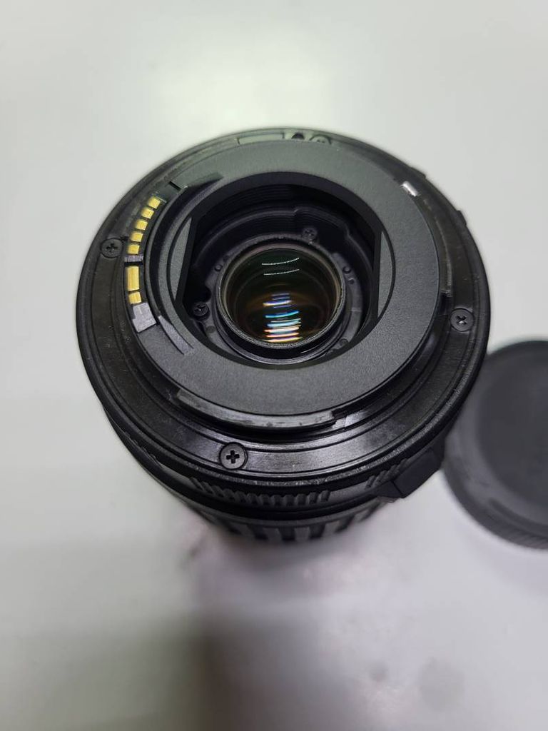 Tamron AF 18-200mm f/3,5-6,3 XR Di II LD Aspherical (IF) Macro