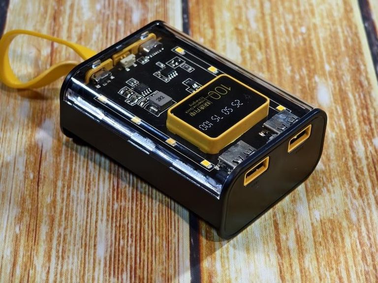 Оголошення Корпус Power bank Cyberpunk 18650x3 повербанк з LED підсвіткою Б/У