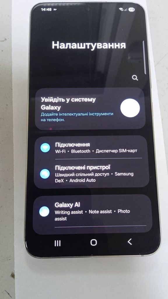 Объявление Samsung s901b galaxy s22 8/128gb Б/У