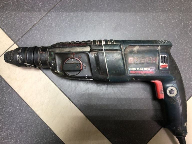 Купити Bosch GBH 2-26 DFR (0615990L2T) Б/У