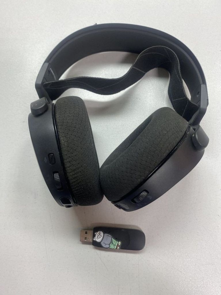 Купить Steelseries Arctis 7 2019 Edition White (61508) Б/У