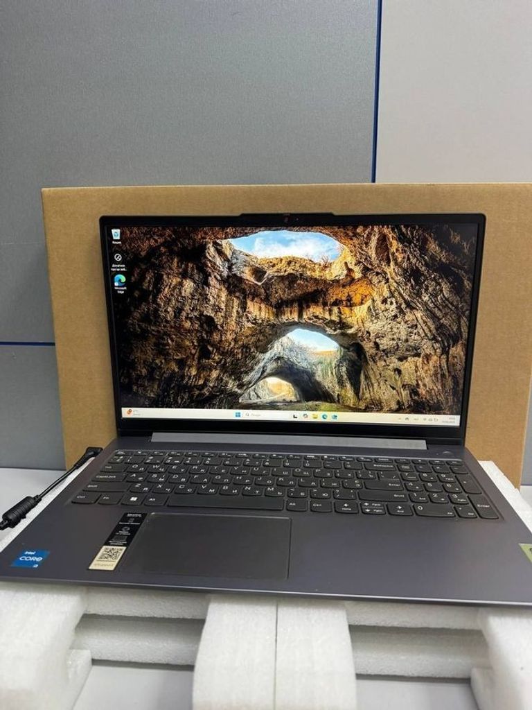 Купить Lenovo 16/core i3-n305 ddr5/8gb ddr2/ssd 512 gb/*інтегрована Б/У