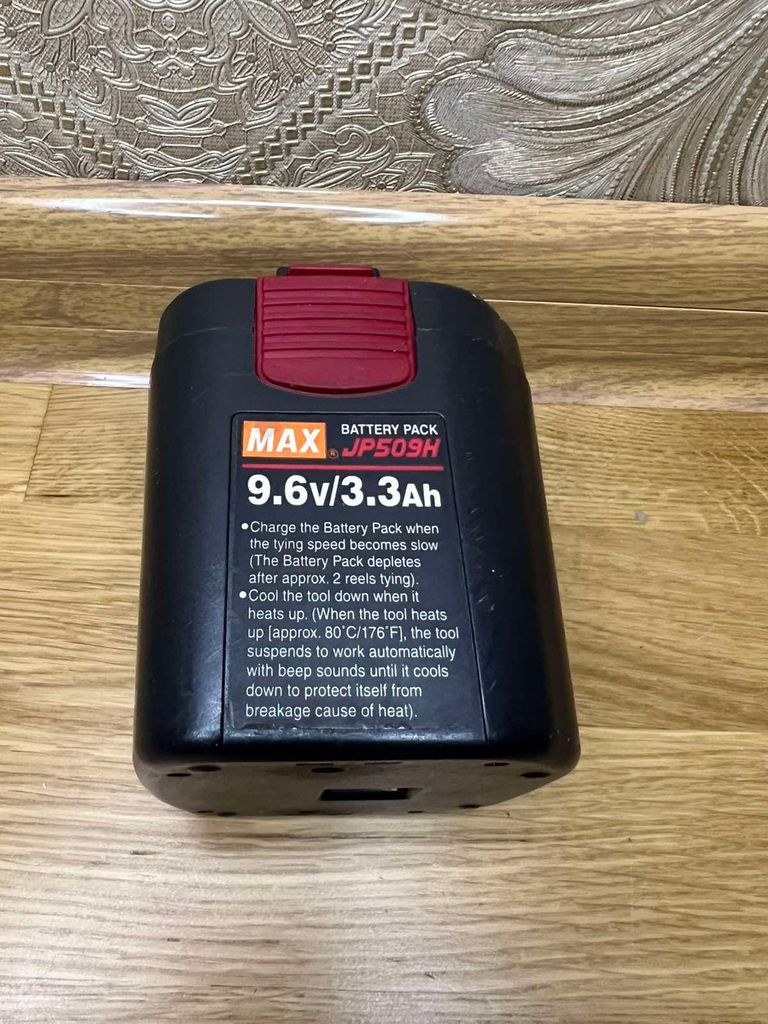 Дешиво Акумуляторна батарея MAX JP509H для вʼязального пістолету с ломбарда