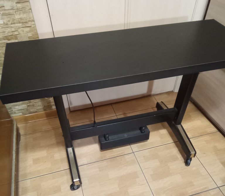 Дешево Stand з ломбарду