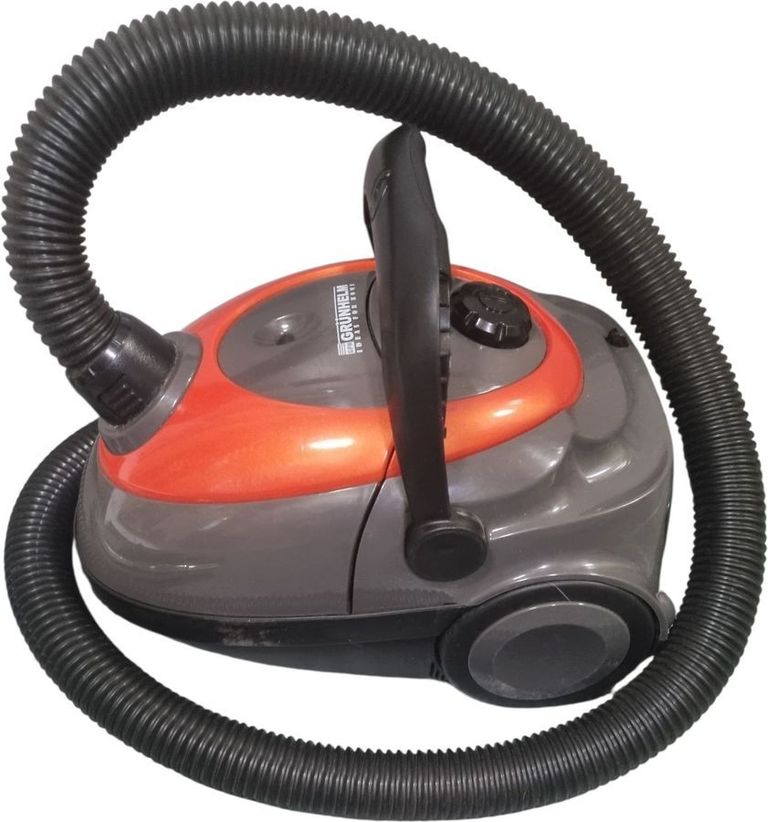 Купити Grunhelm GVC8208 Б/У