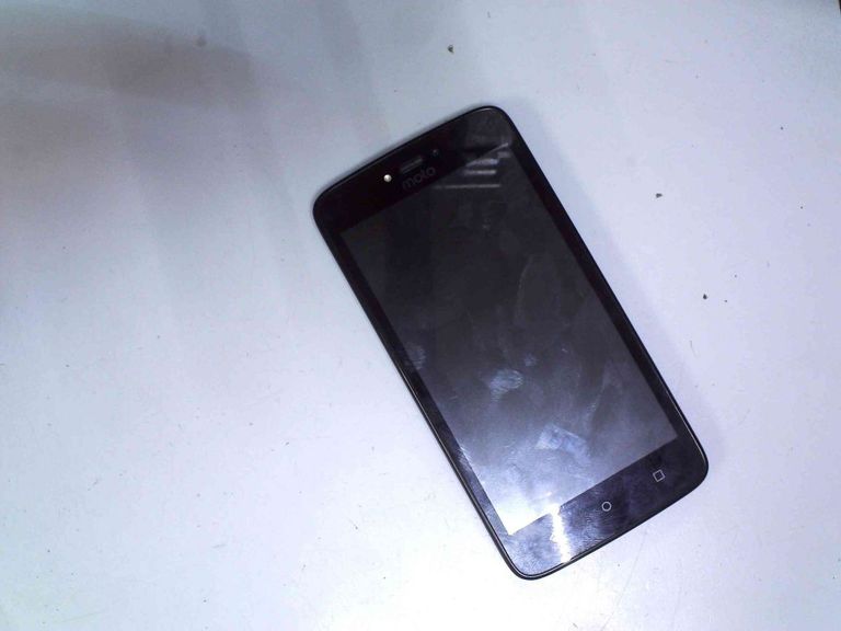 Дешиво Motorola xt1750 moto c 1/8gb с ломбарда