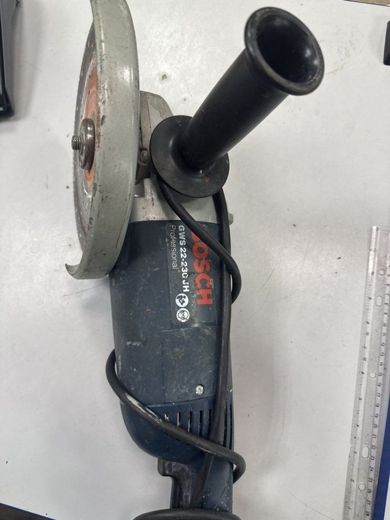 Купити Bosch GWS 22-230 JH (0601882203) Б/У